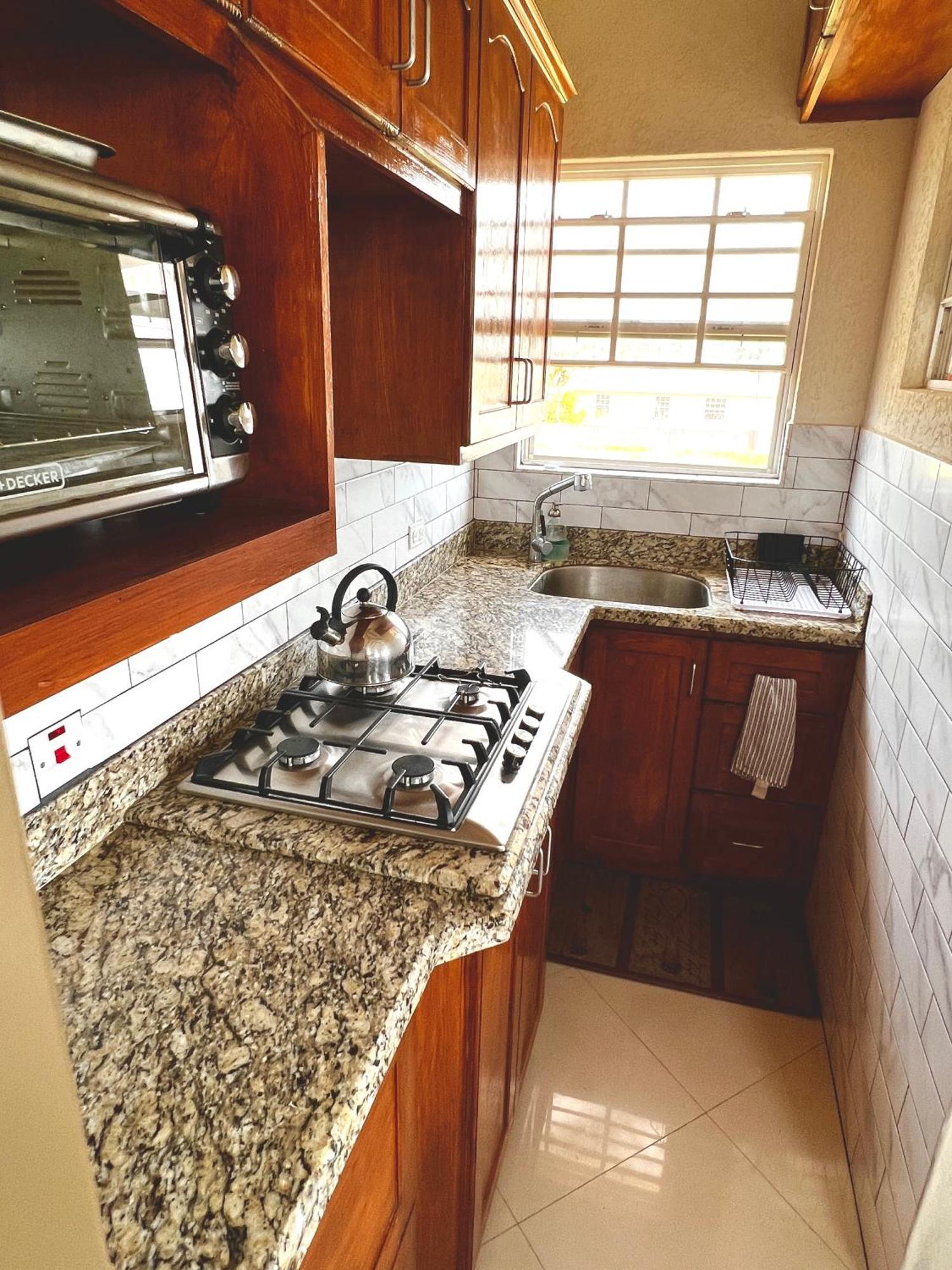 Cozy Modern Upstairs 2 Bed A/C Apt Near 2 Everything Сент-Філіп Екстер'єр фото